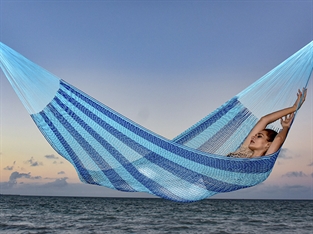  Blue & Blue Mercerized Standard hammock for outside use.