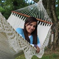 Hammock with spreader bars