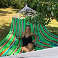 Strong hammock comes in the most beautiful colors with 160 cm wooden spreader bars. No. VTQ555.