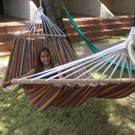 Fabric-hammock in fine stripes with round sticks