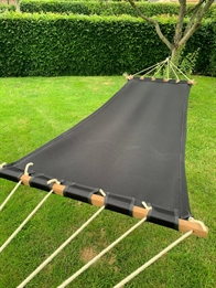 Black Fabric Hammock with 118 cm solid wood sticks